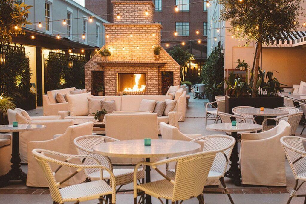 Charleston hotel outdoor lounge