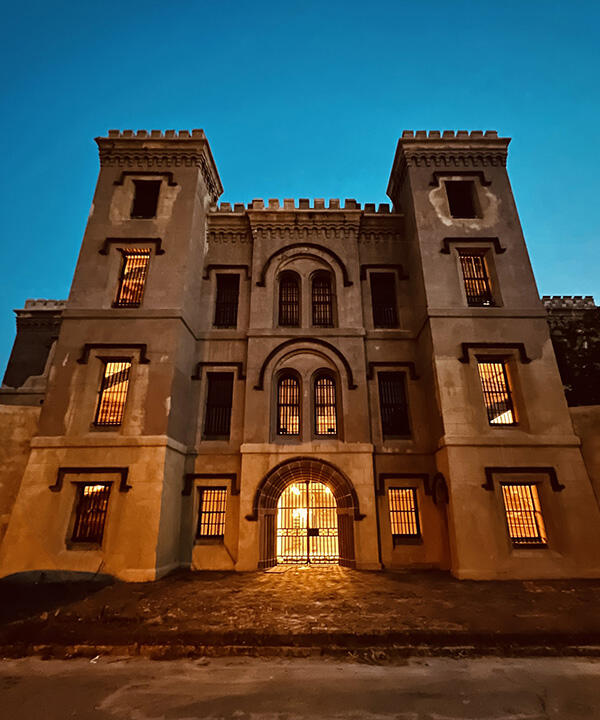 Charleston Haunted Jail Tour