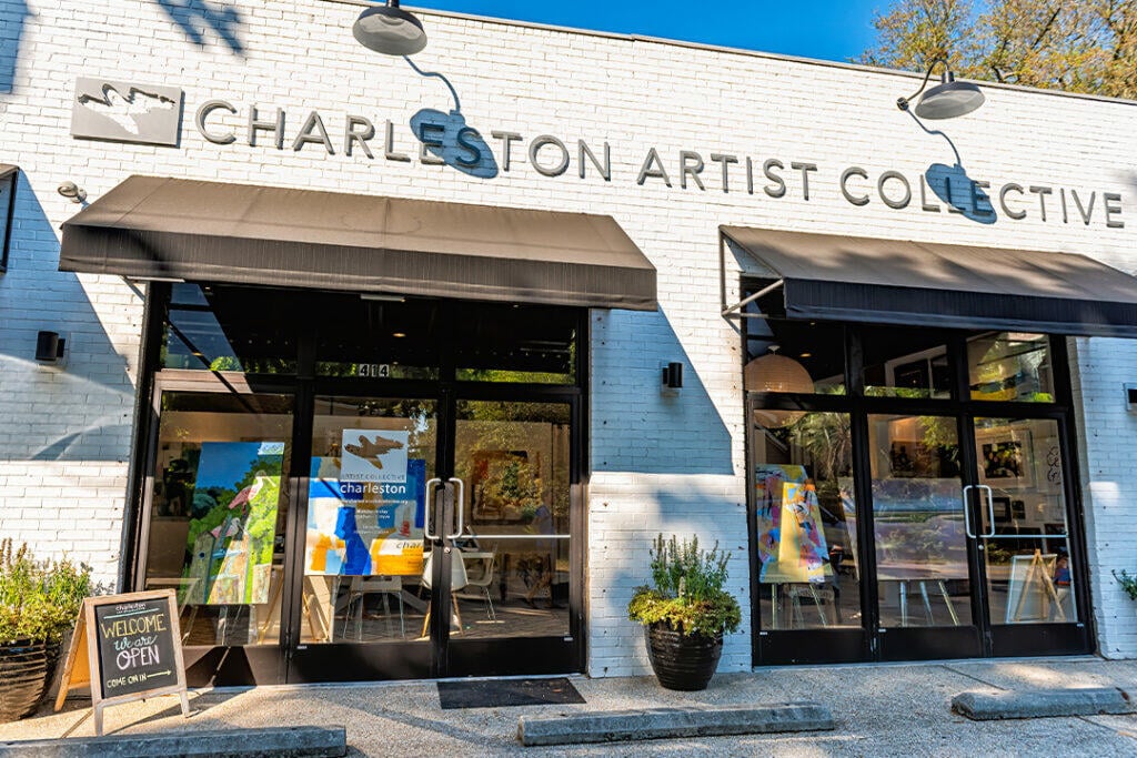 First Friday Artwalk in Charleston
